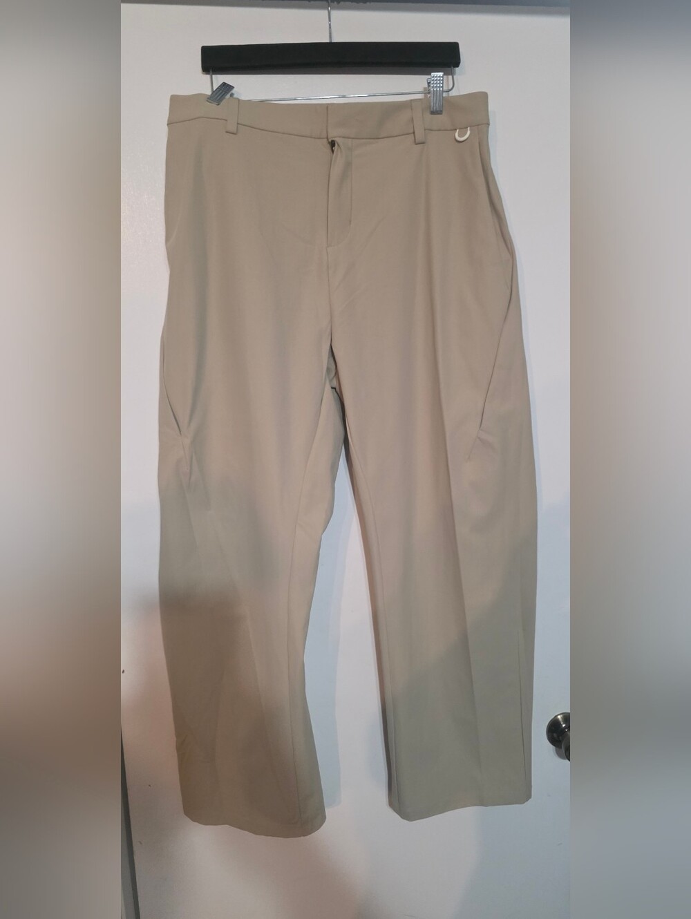 Nike 24.7 PerfectStretch UV Loose-Fit Pants Khaki HV0377-253 Men SZ 34 X 30 NWT